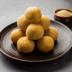 Besan Ladoo